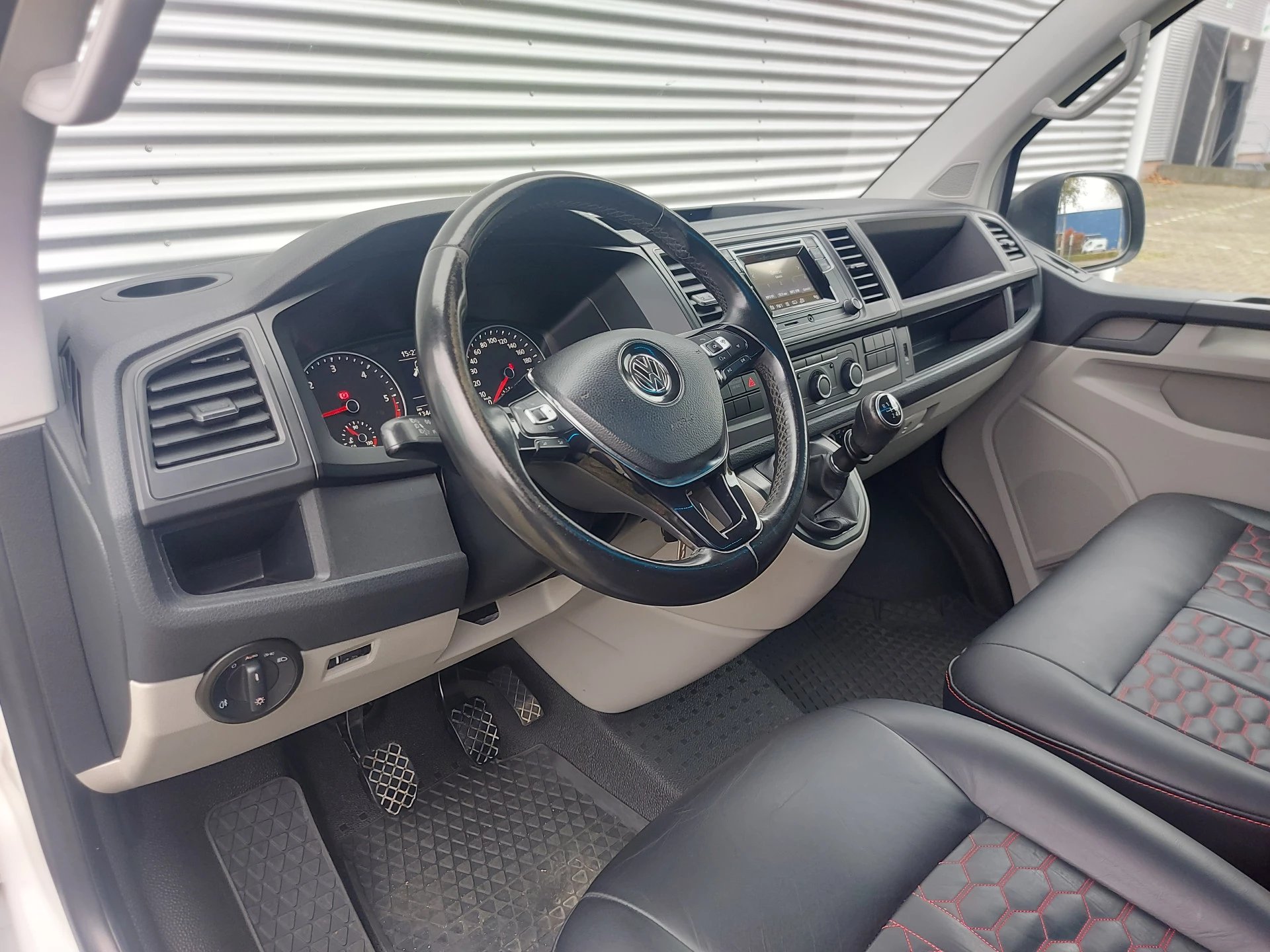 Hoofdafbeelding Volkswagen Transporter