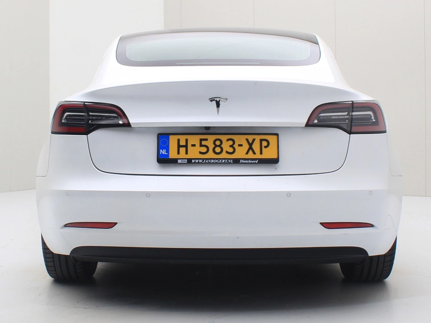 Hoofdafbeelding Tesla Model 3
