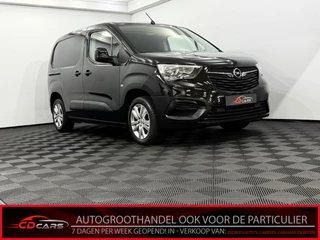 Opel Combo 1.6D L1H1 Edition Airco, Navi, Parkeersensoren, Cruise control, Apple carplay, Lichtmetalen velgen, Trekhaak