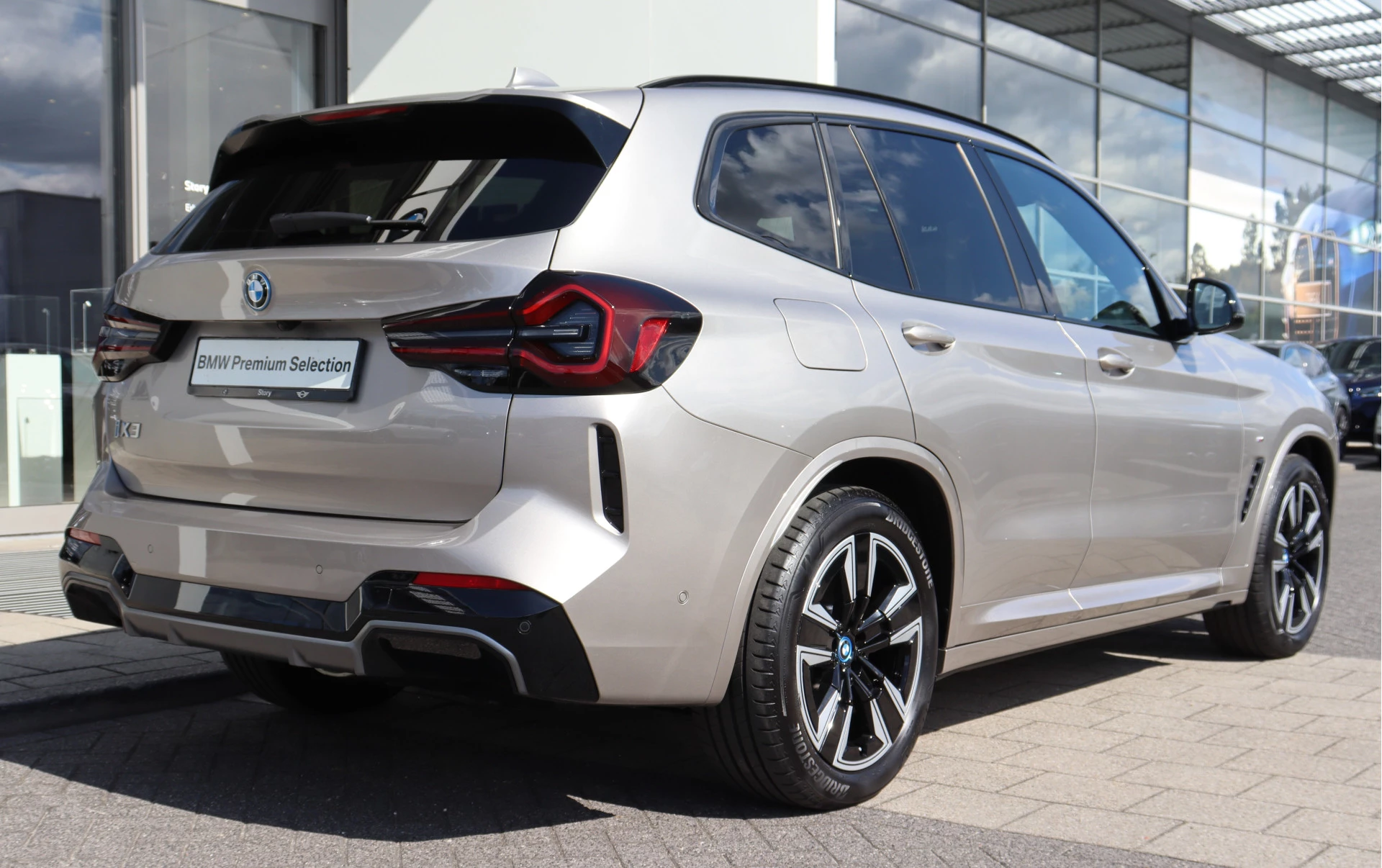 Hoofdafbeelding BMW iX3