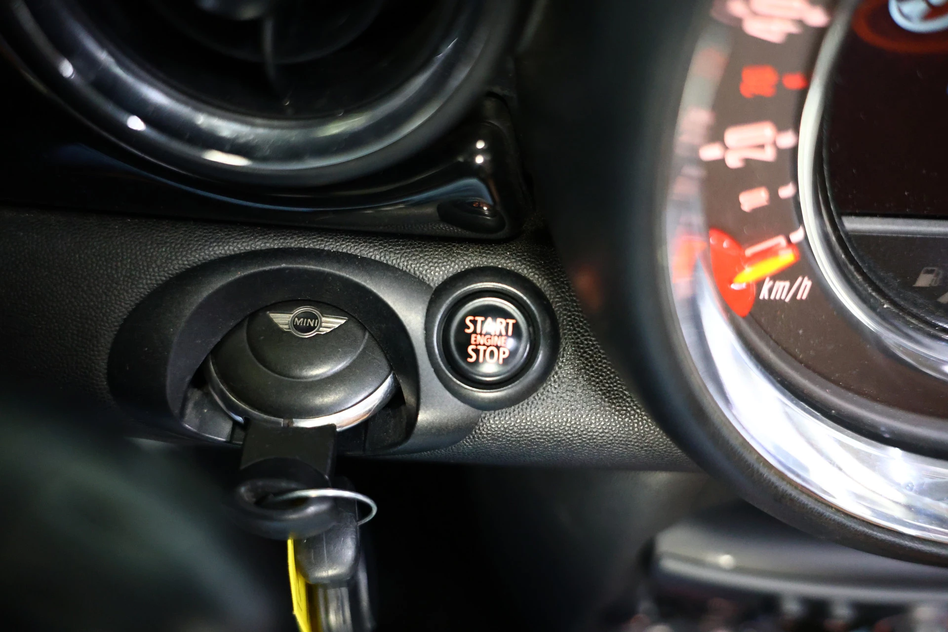 Hoofdafbeelding MINI Cooper Cabrio