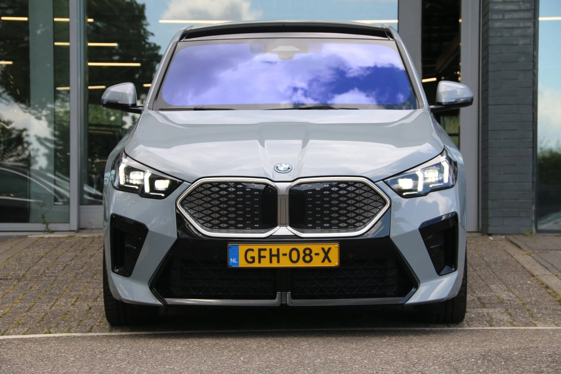 Hoofdafbeelding BMW iX2