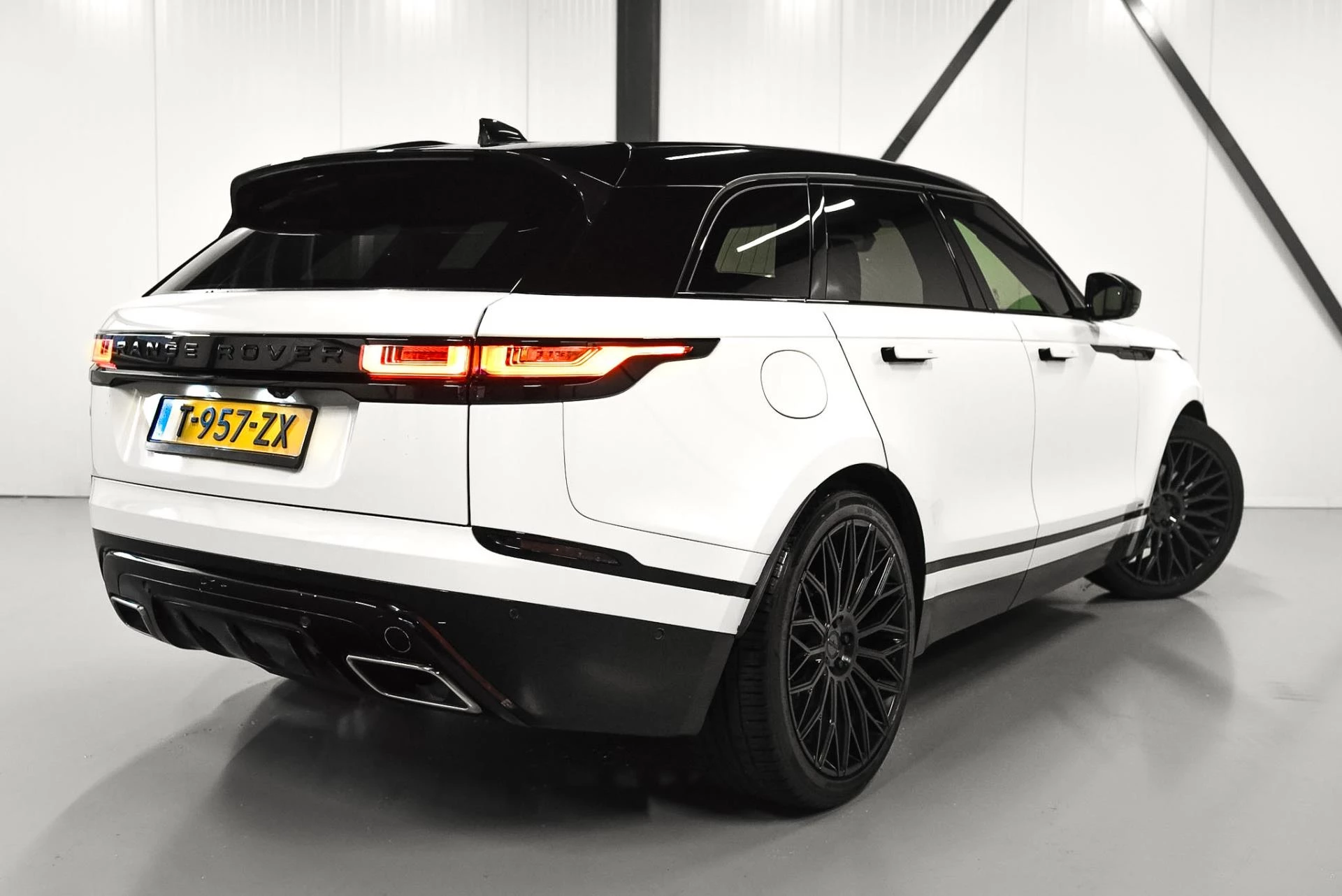 Hoofdafbeelding Land Rover Range Rover Velar