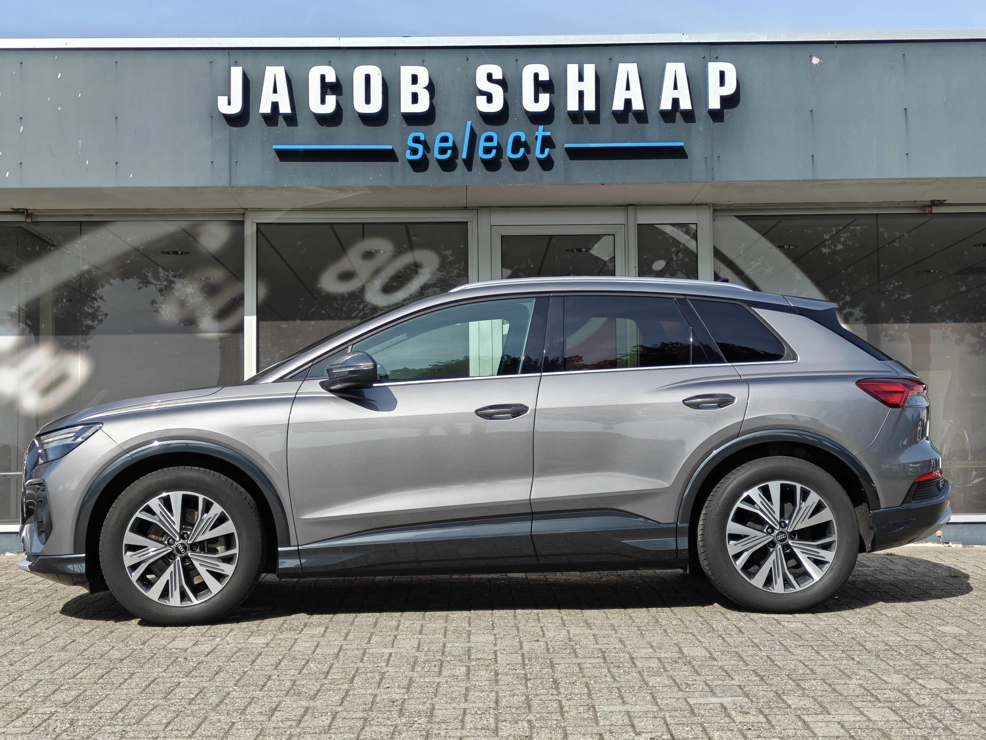 Hoofdafbeelding Audi Q4 e-tron