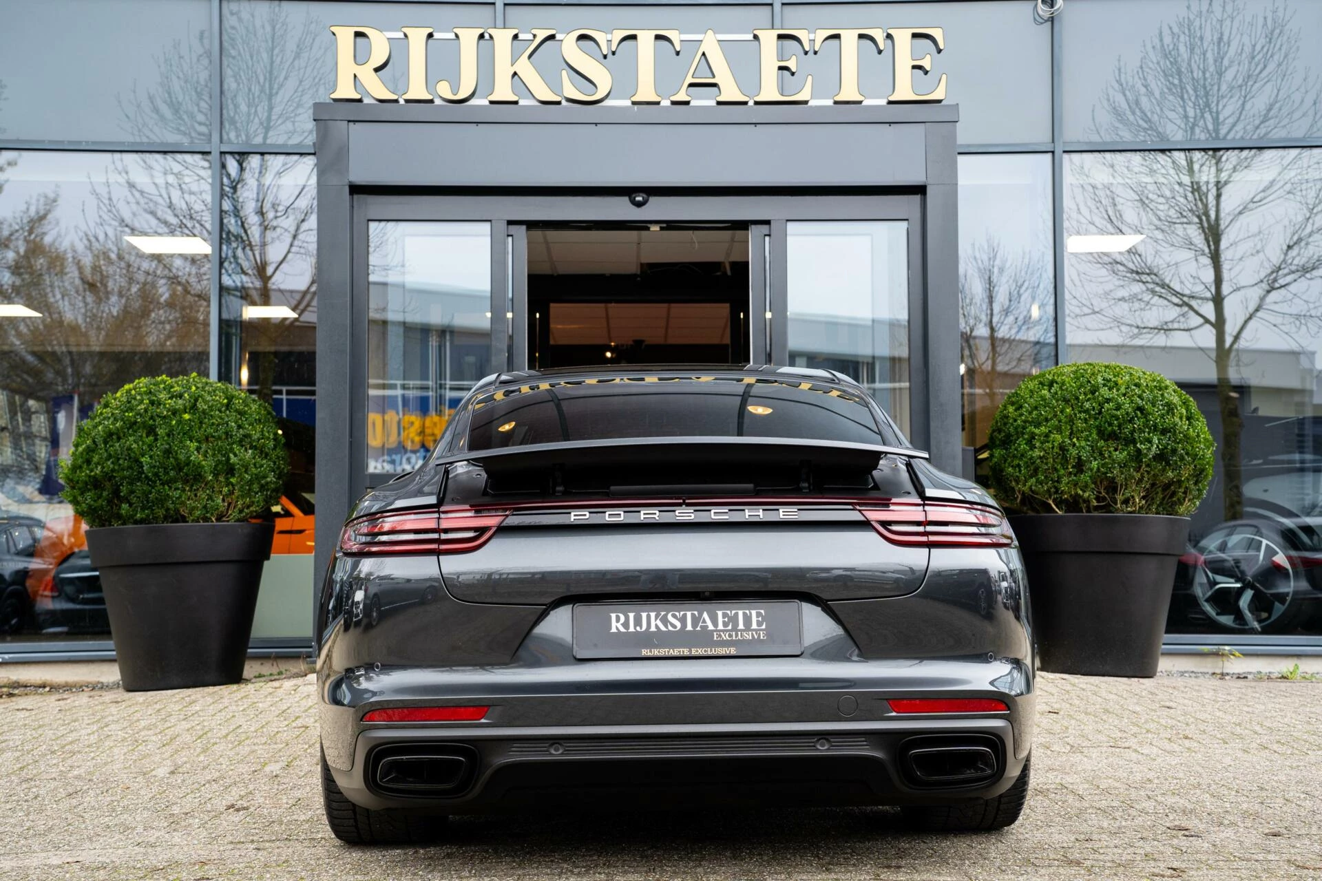 Hoofdafbeelding Porsche Panamera