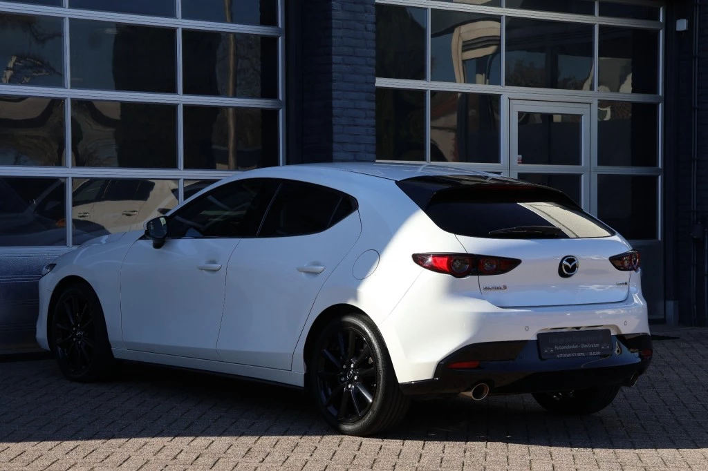 Hoofdafbeelding Mazda 3