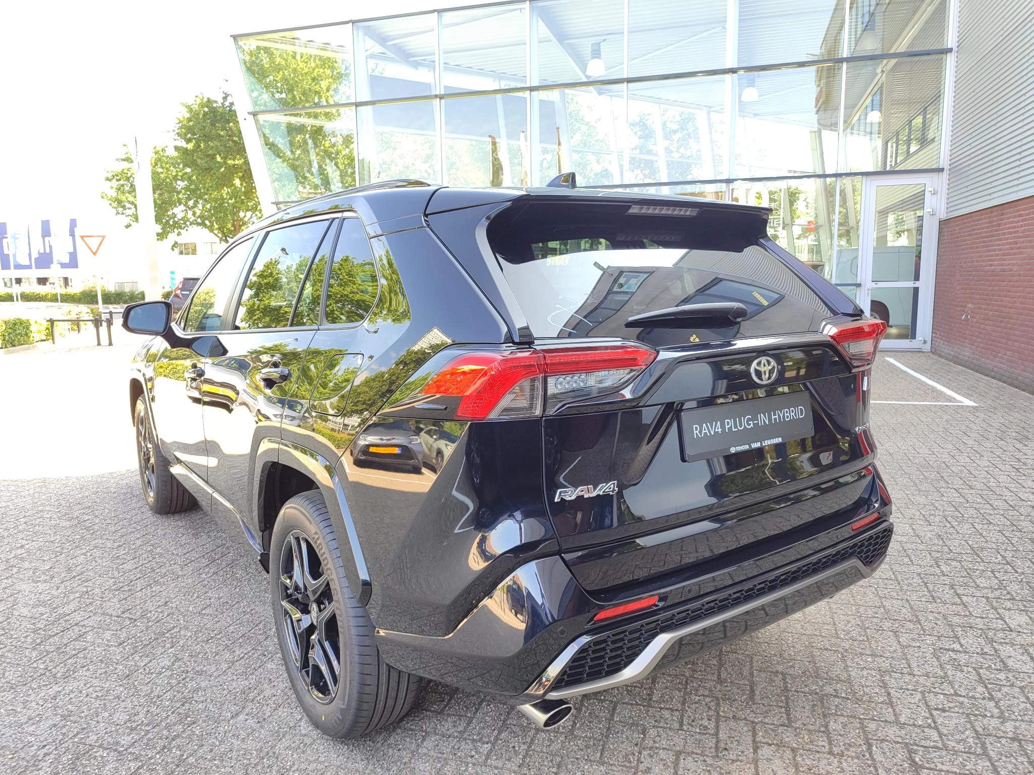 Hoofdafbeelding Toyota RAV4