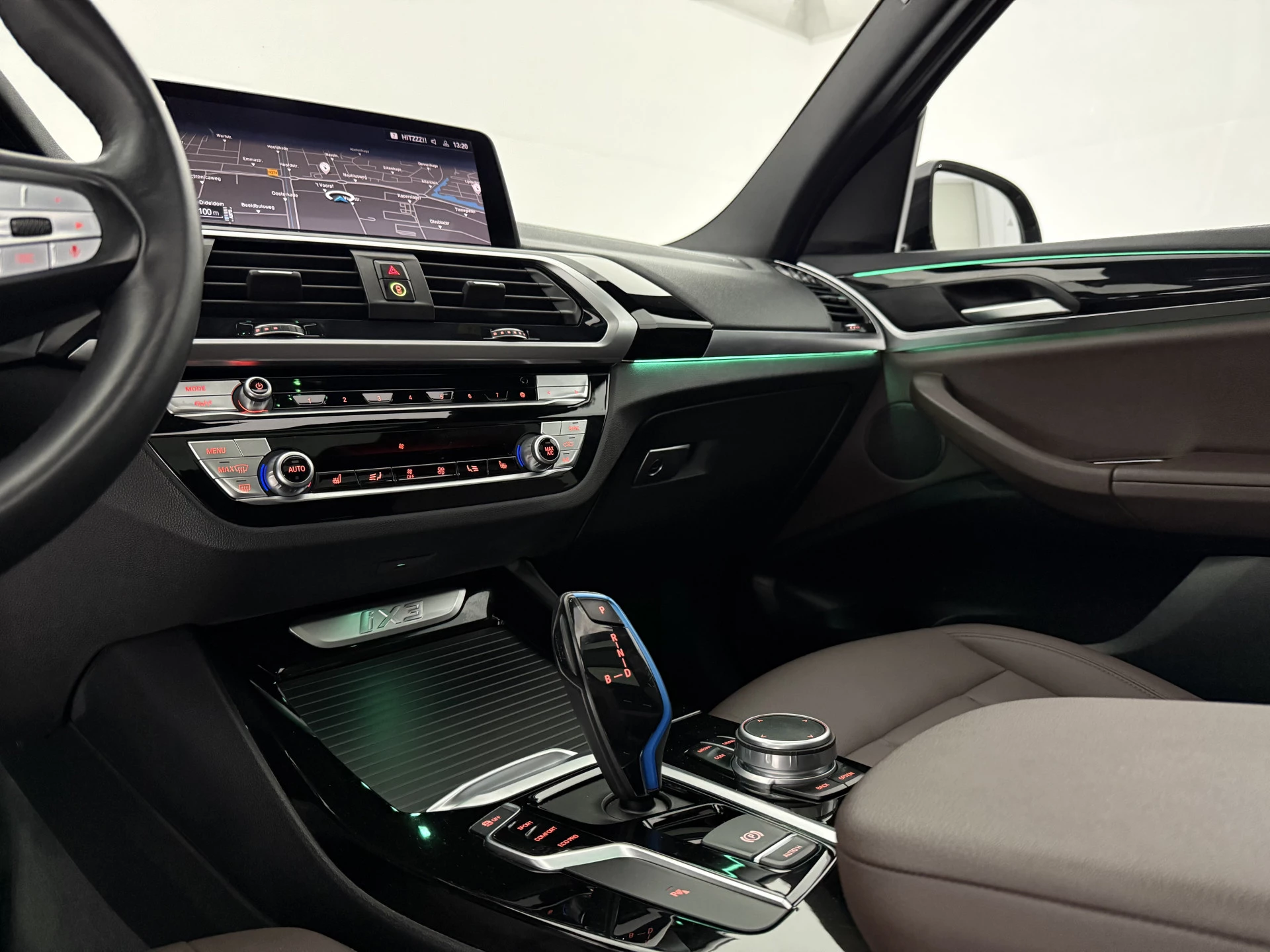 Hoofdafbeelding BMW iX3