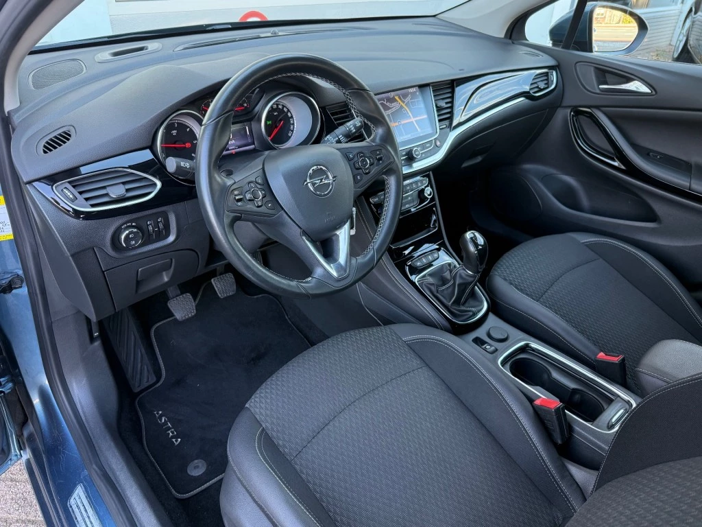 Hoofdafbeelding Opel Astra