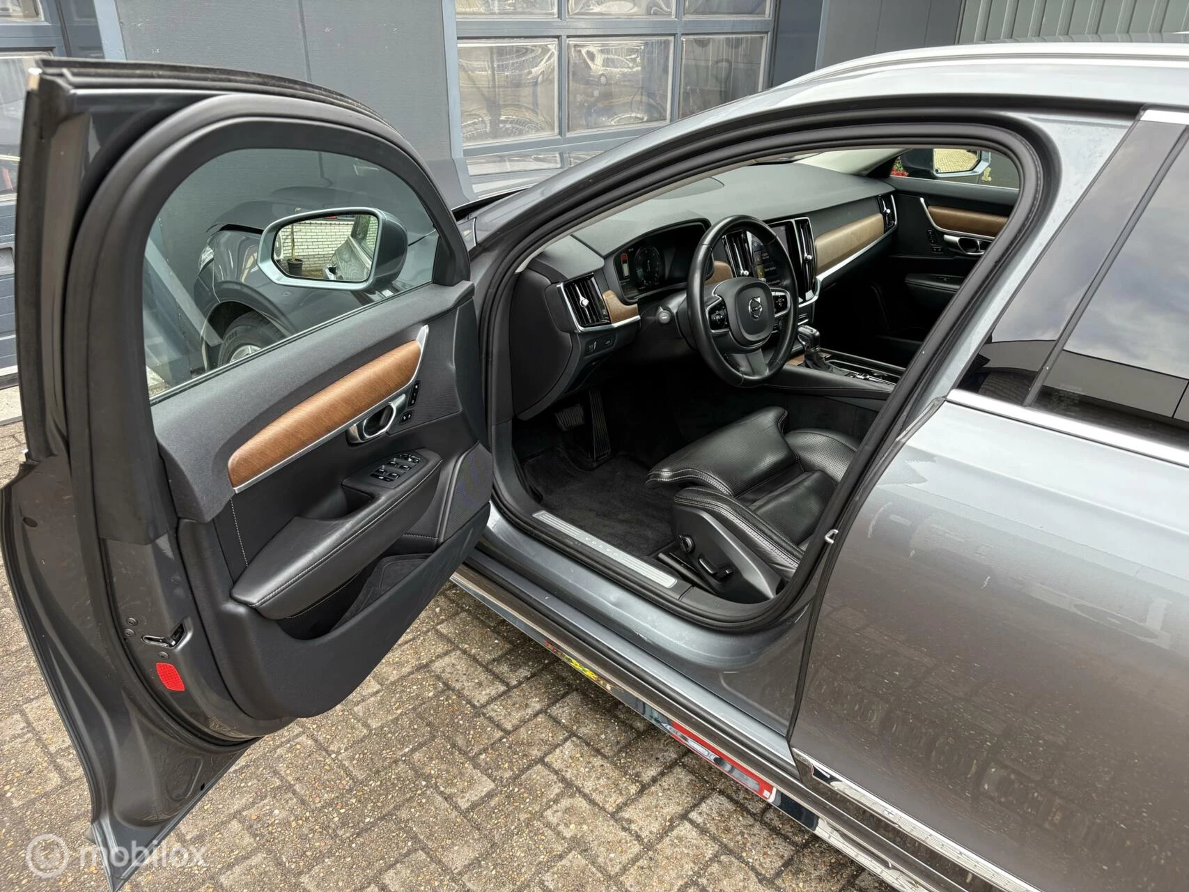 Hoofdafbeelding Volvo V90