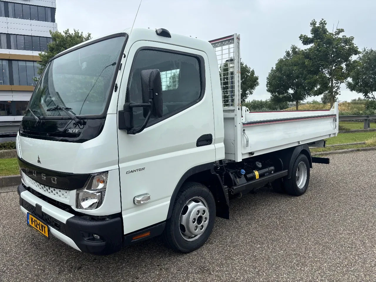 Hoofdafbeelding FUSO Canter