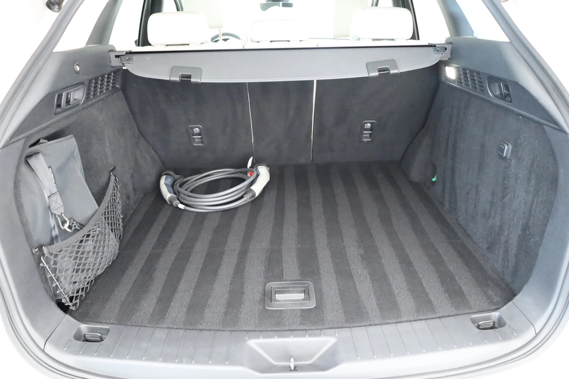 Hoofdafbeelding Mazda CX-60