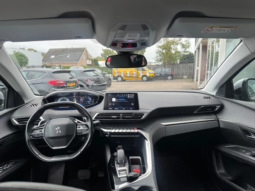 Hoofdafbeelding Peugeot 5008