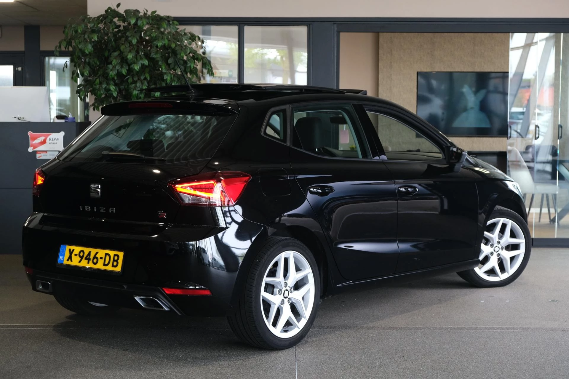 Hoofdafbeelding SEAT Ibiza