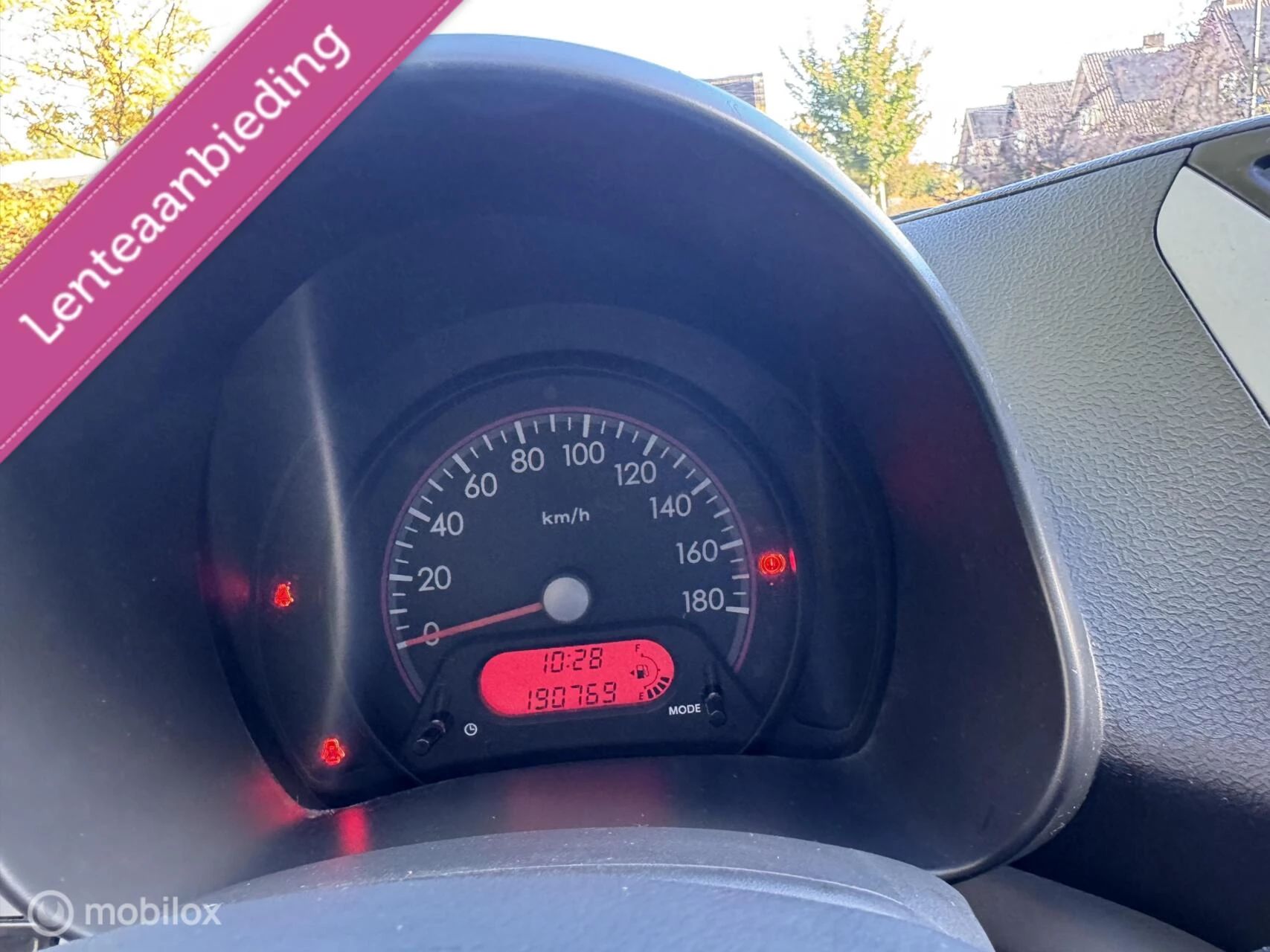 Hoofdafbeelding Nissan Pixo