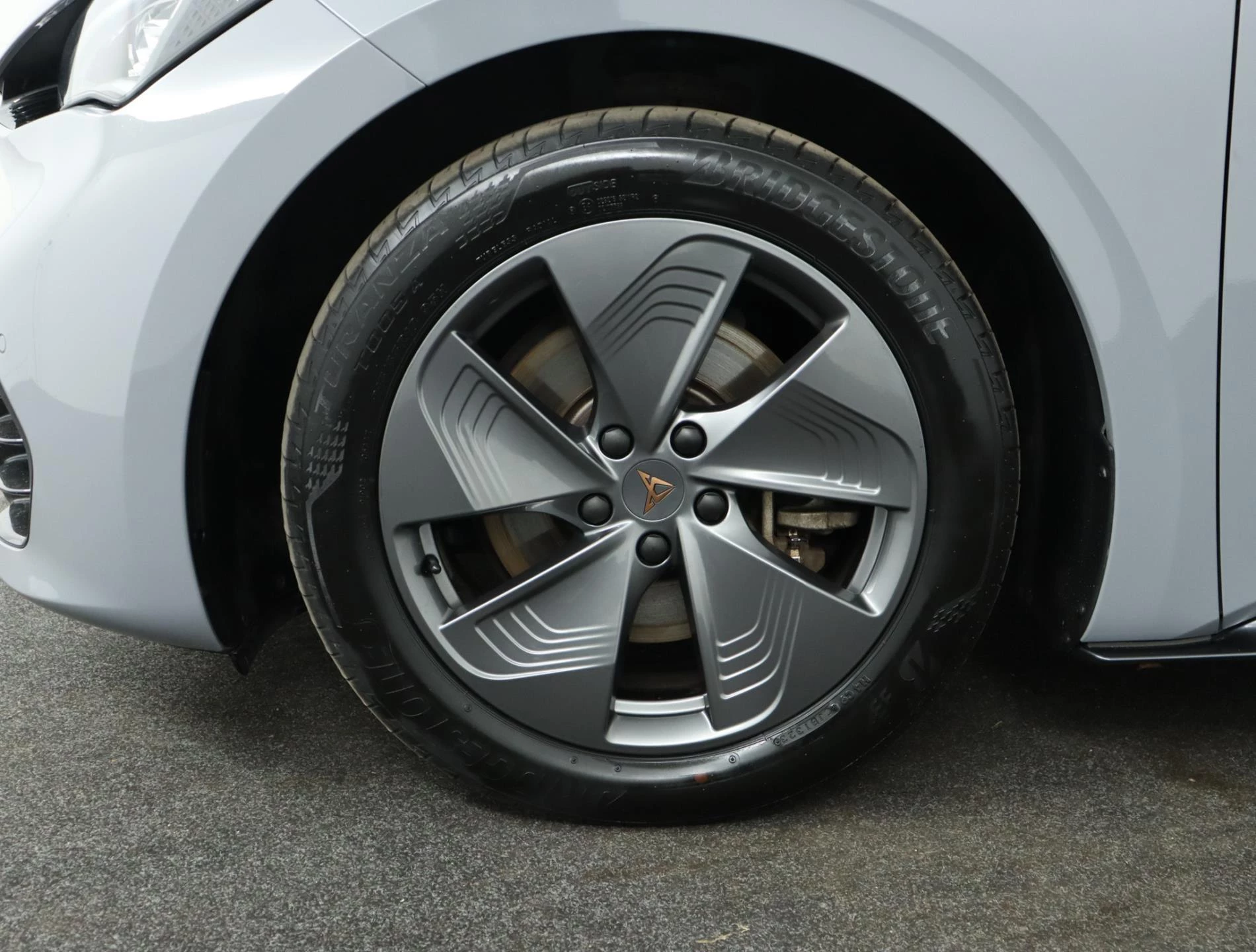Hoofdafbeelding CUPRA Born