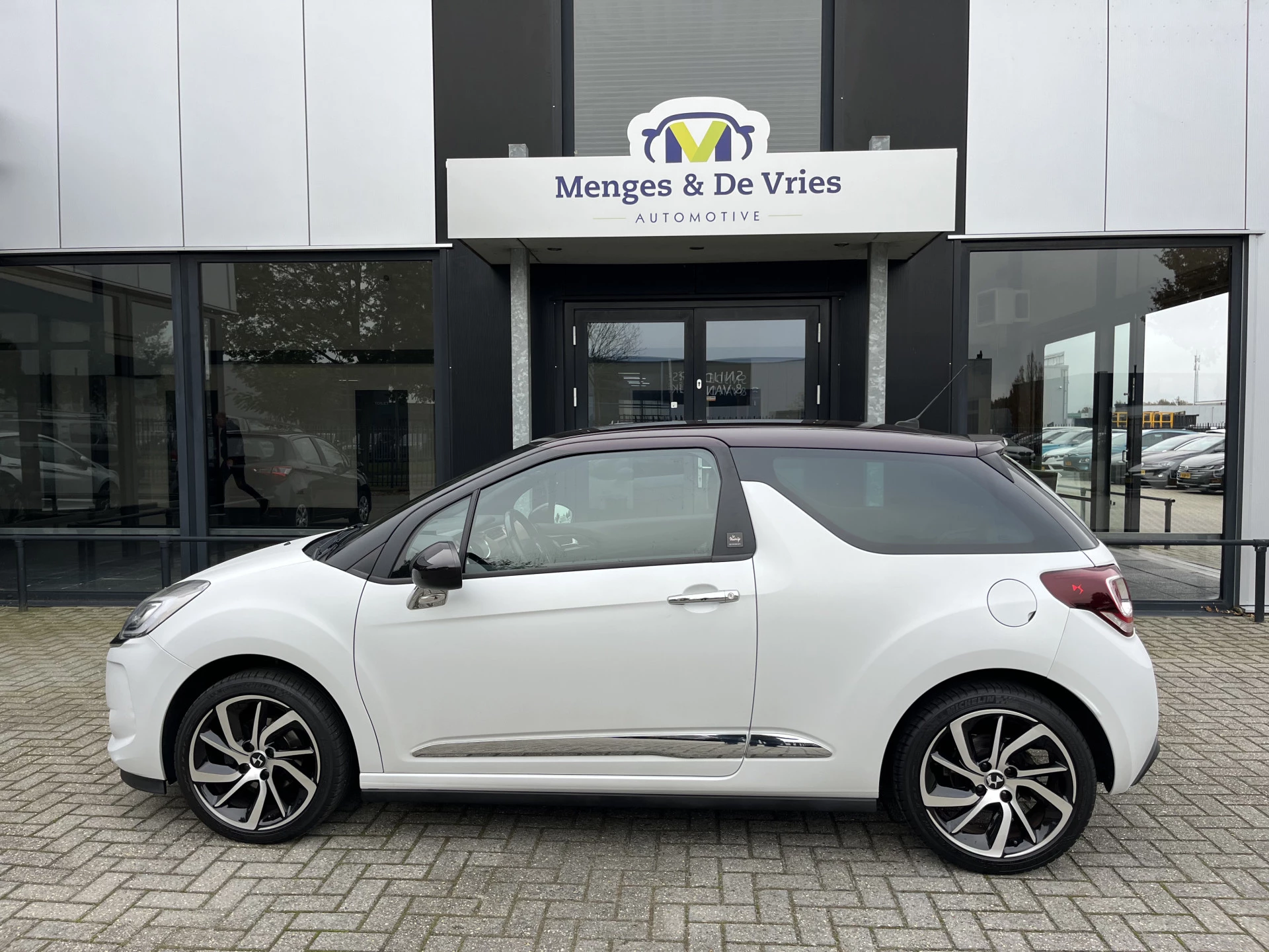 Hoofdafbeelding DS DS 3