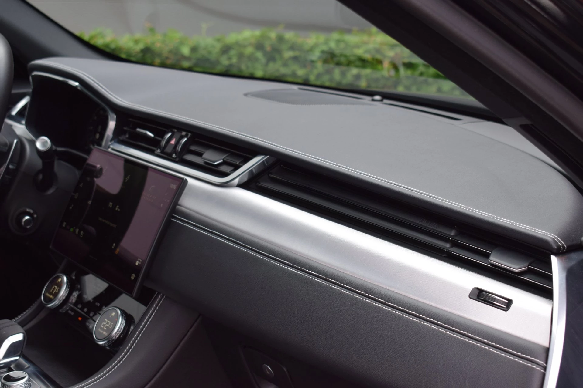 Hoofdafbeelding Jaguar F-PACE