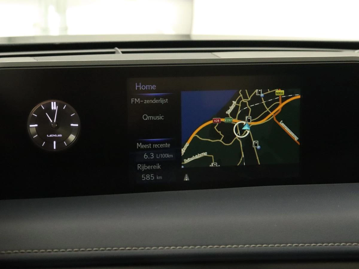 Hoofdafbeelding Lexus UX