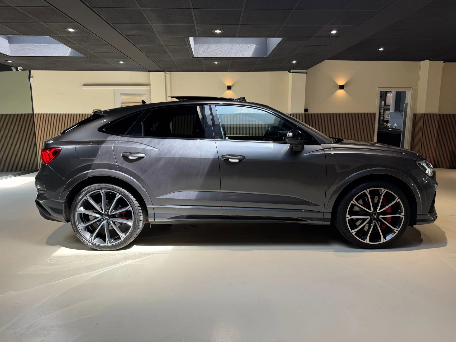 Hoofdafbeelding Audi RSQ3