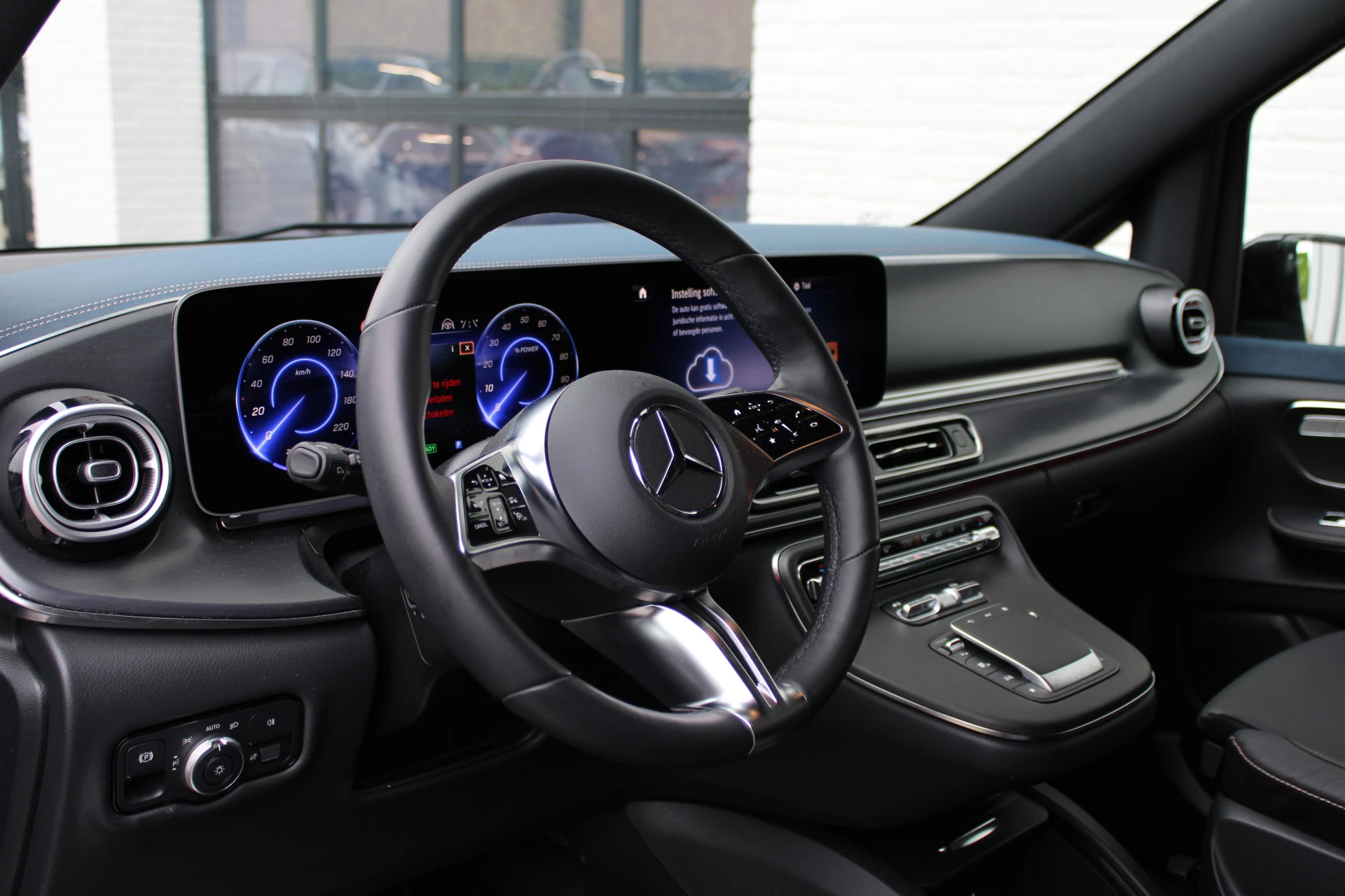 Hoofdafbeelding Mercedes-Benz EQV
