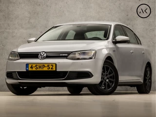 Hoofdafbeelding Volkswagen Jetta Volkswagen Jetta 1.4 TSI Hybrid Comfortline 170Pk Automaat (NAVIGATIE, CLIMATE, PARKEERSENSOREN, SPORTSTOELEN, LM VELGEN, ELEK PAKKET, BLUETOOTH, NIEUWE APK, NIEUWSTAAT)