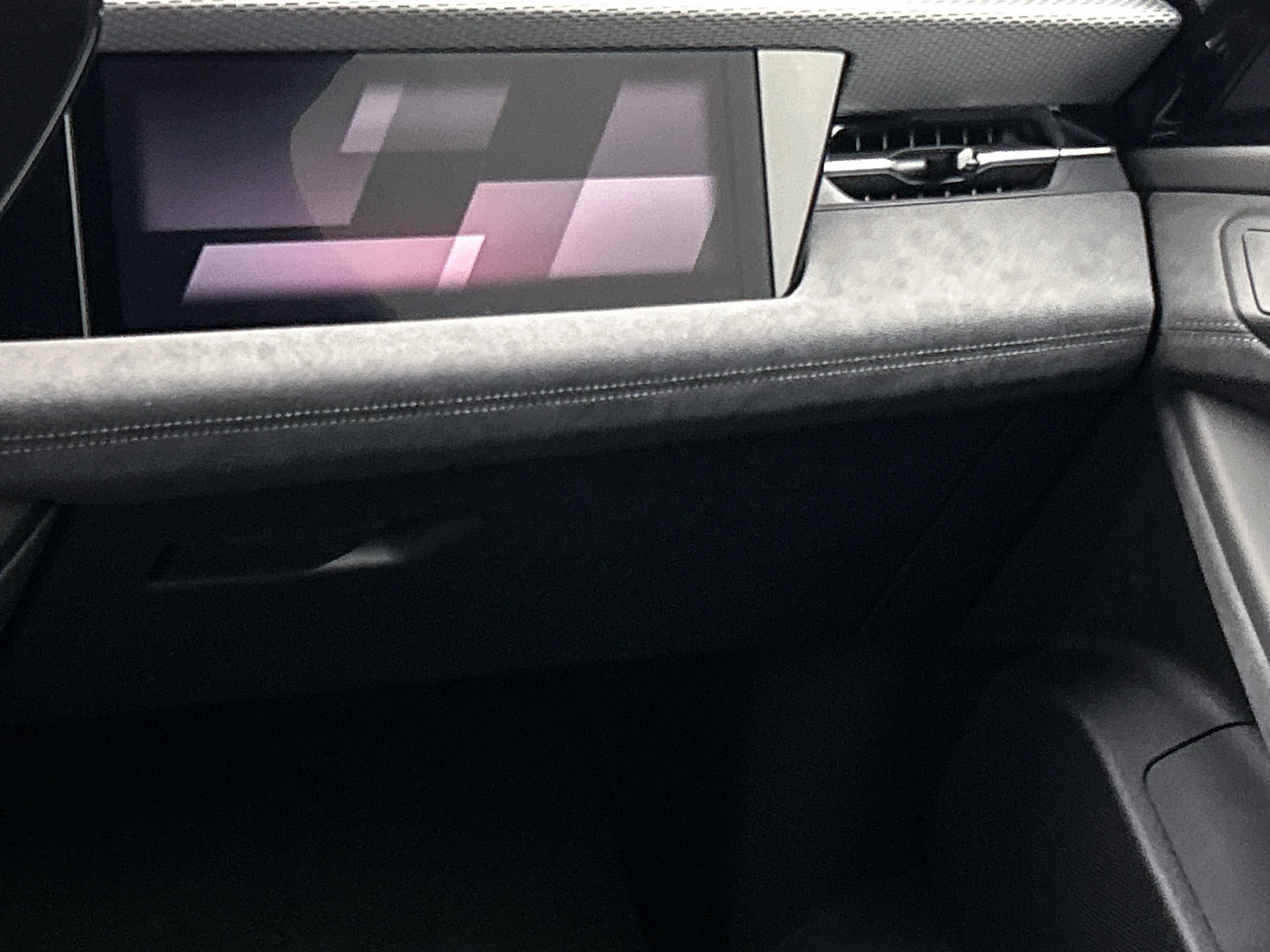 Hoofdafbeelding Audi A6 Avant e-tron
