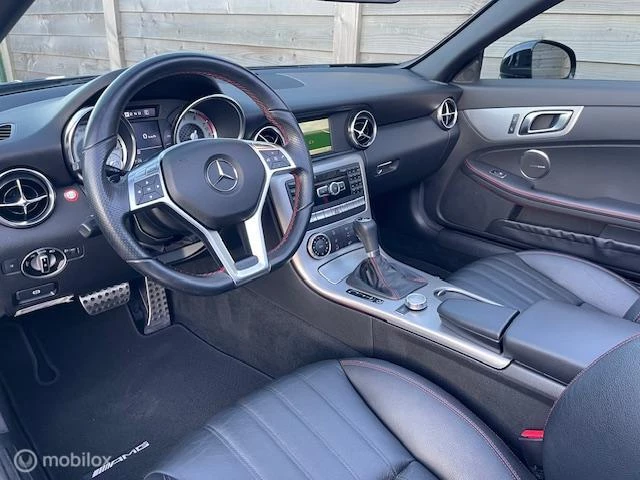 Hoofdafbeelding Mercedes-Benz SLK