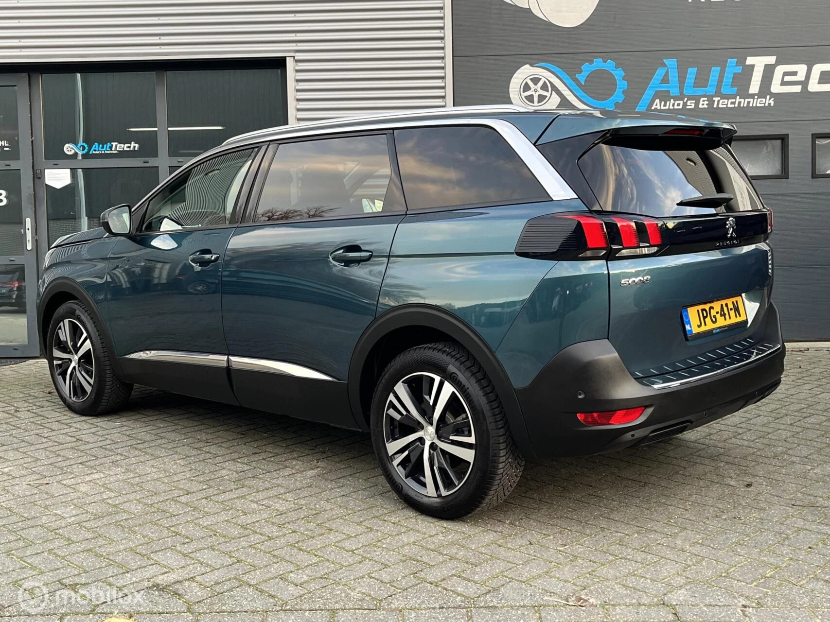 Hoofdafbeelding Peugeot 5008