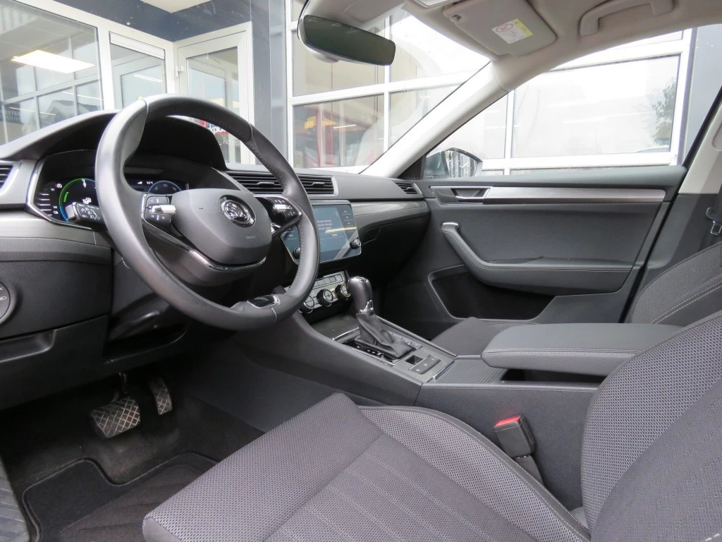 Hoofdafbeelding Škoda Superb