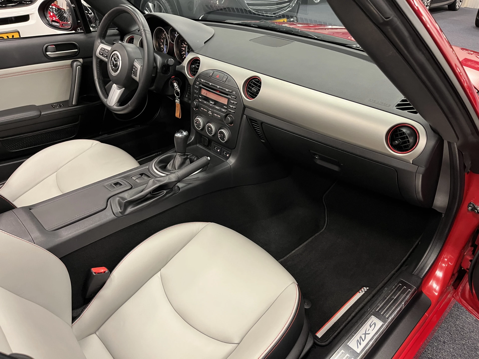 Hoofdafbeelding Mazda MX-5