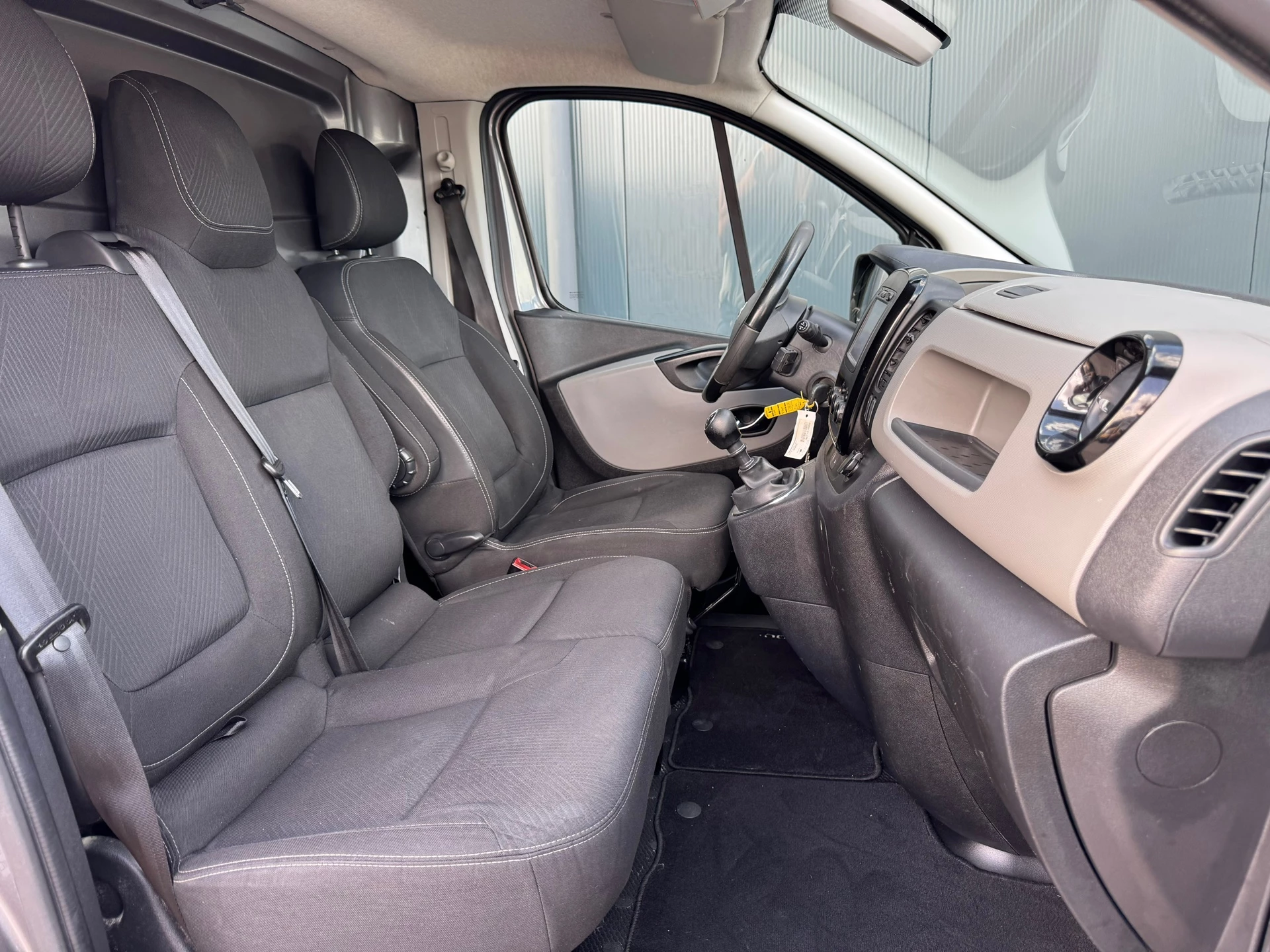 Hoofdafbeelding Nissan NV300