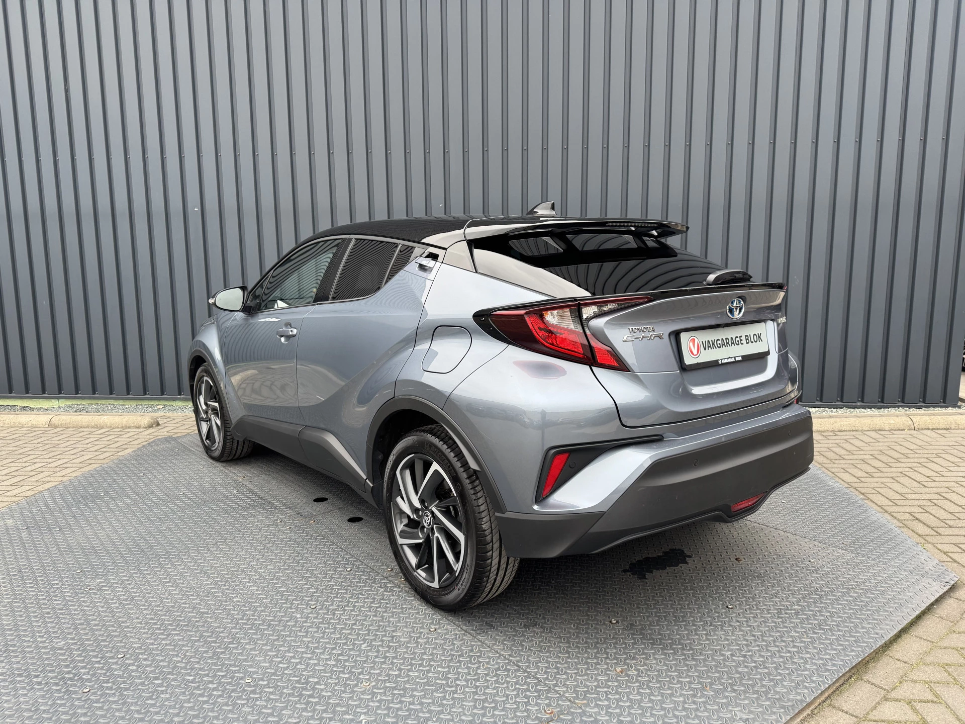 Hoofdafbeelding Toyota C-HR