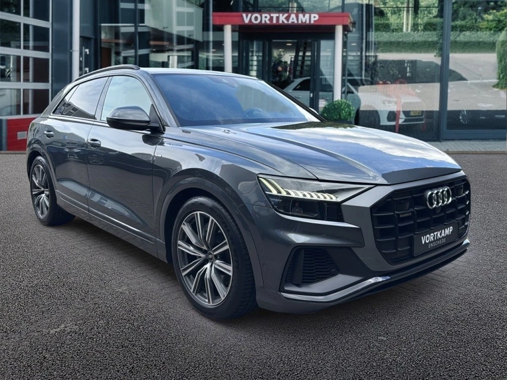 Hoofdafbeelding Audi Q8