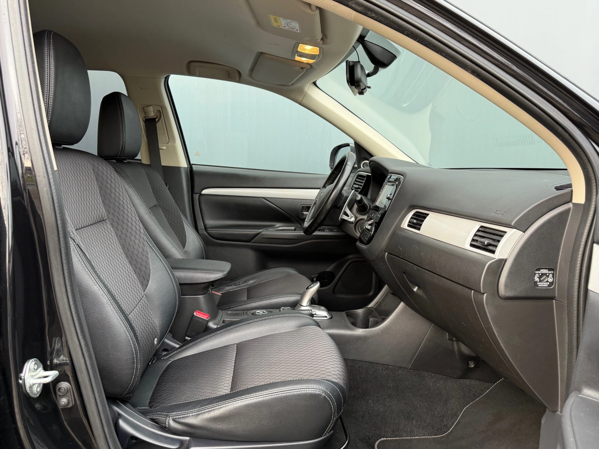 Hoofdafbeelding Mitsubishi Outlander