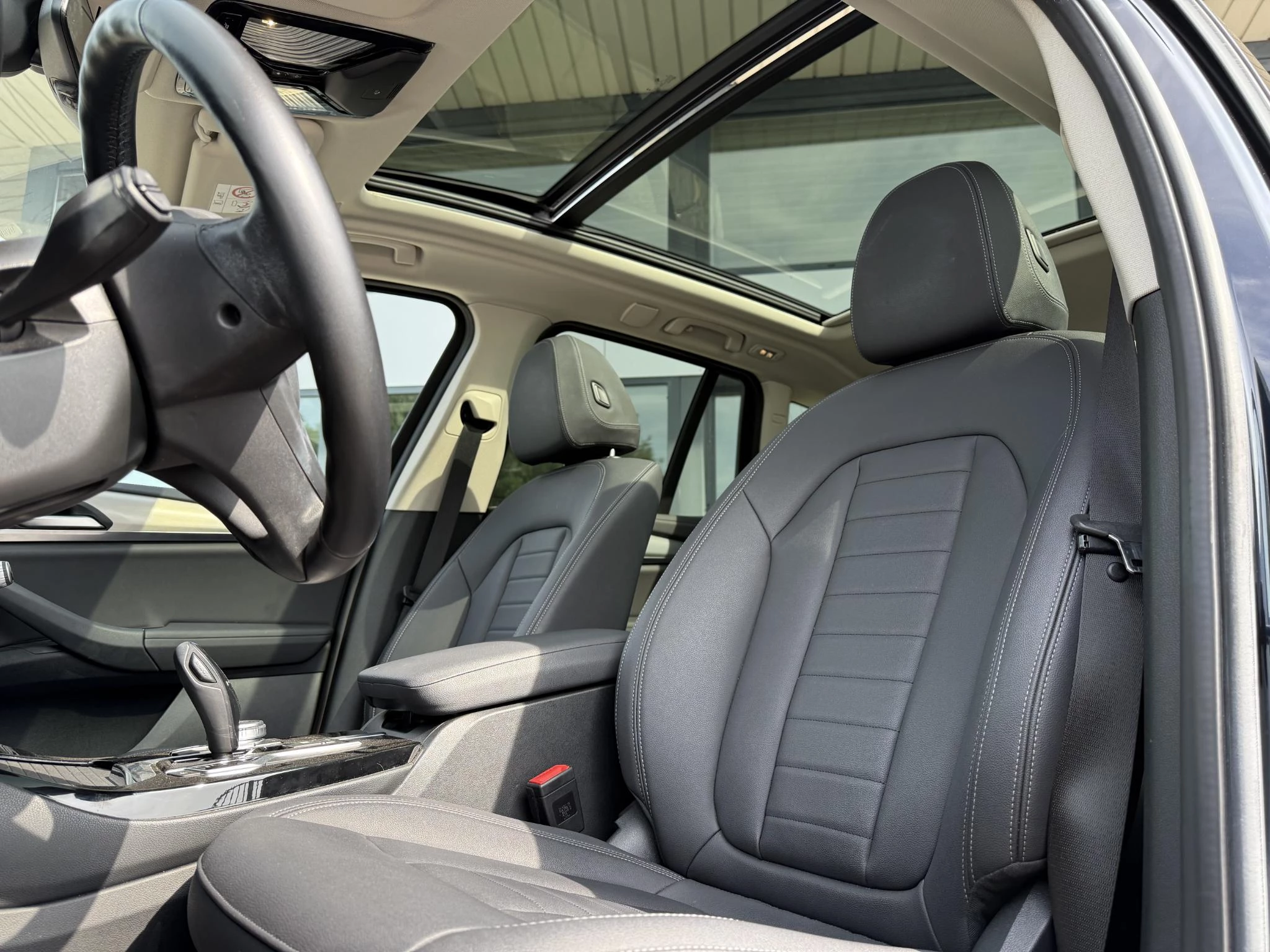 Hoofdafbeelding BMW iX3