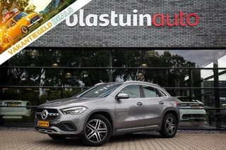 Hoofdafbeelding Mercedes-Benz GLA Mercedes-Benz GLA 200 AMG Line , Virtual cockpit, Achteruitrijcamera,