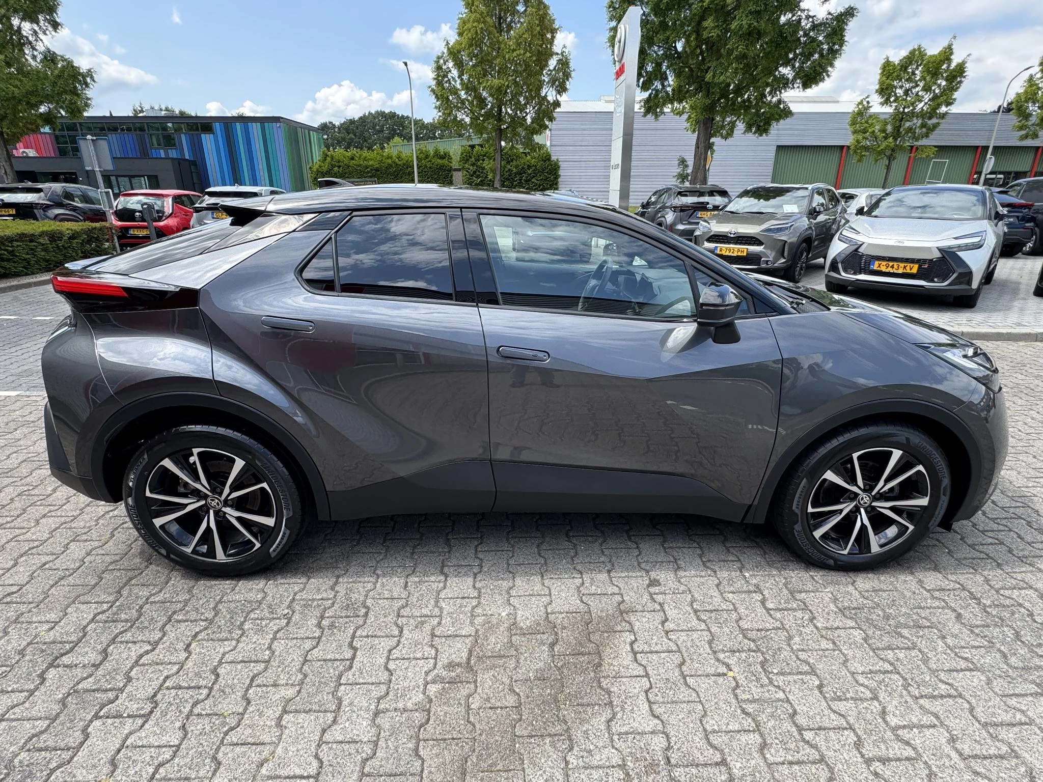 Hoofdafbeelding Toyota C-HR