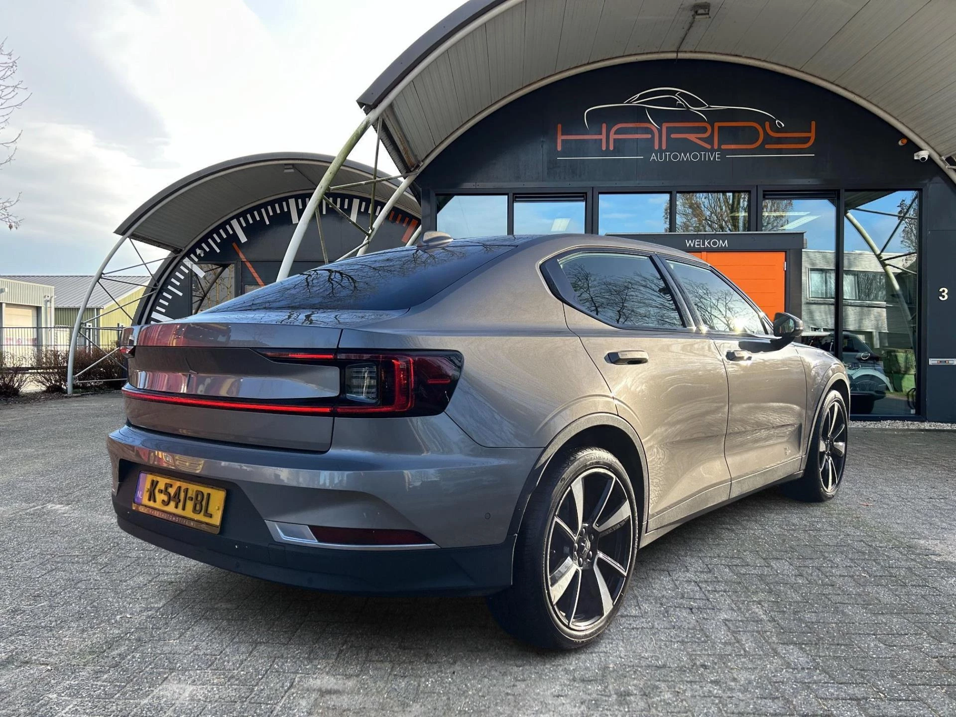 Hoofdafbeelding Polestar 2