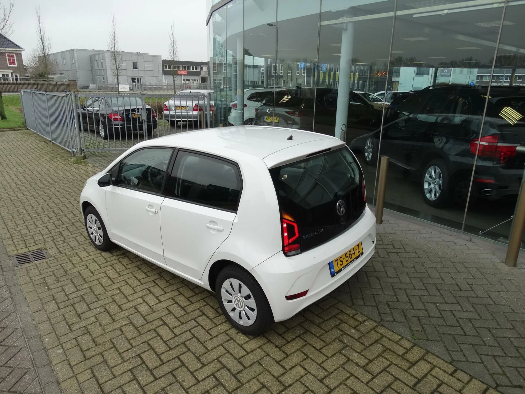 Hoofdafbeelding Volkswagen up!