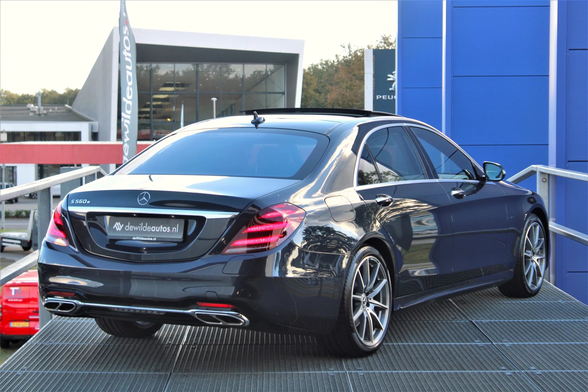 Hoofdafbeelding Mercedes-Benz S-Klasse