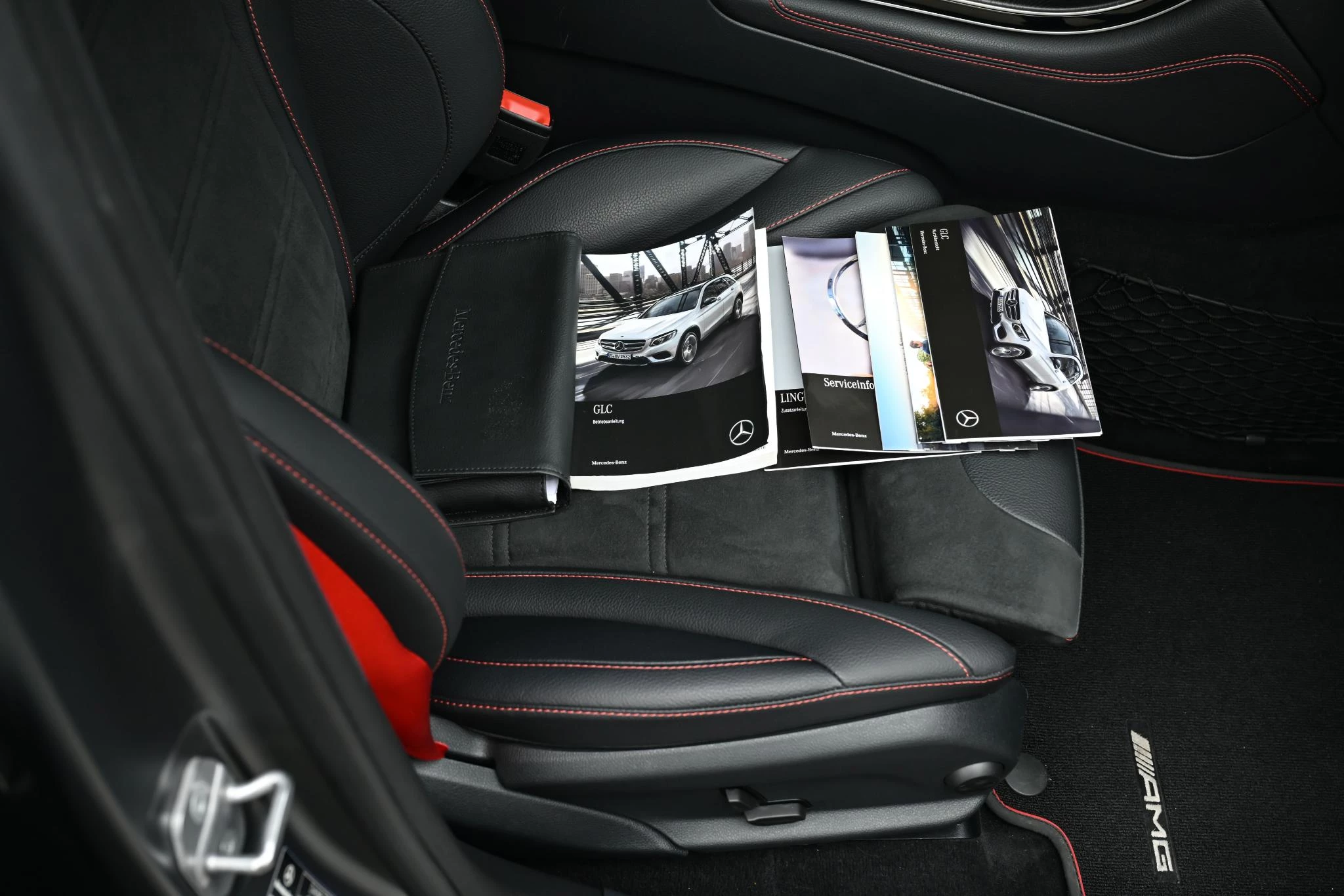 Hoofdafbeelding Mercedes-Benz GLC