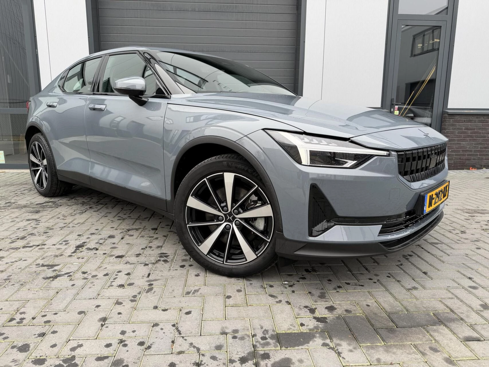 Hoofdafbeelding Polestar 2
