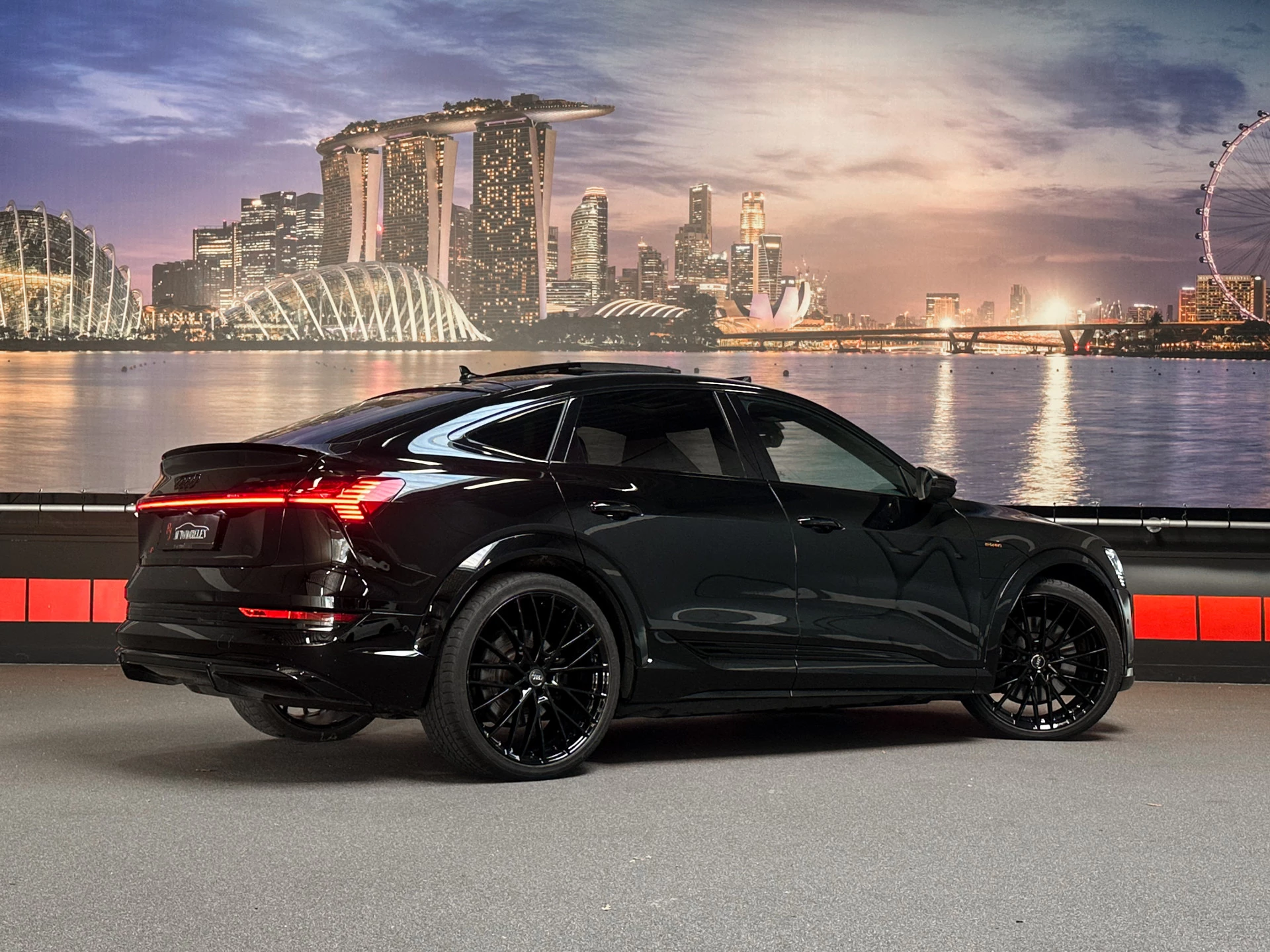 Hoofdafbeelding Audi e-tron