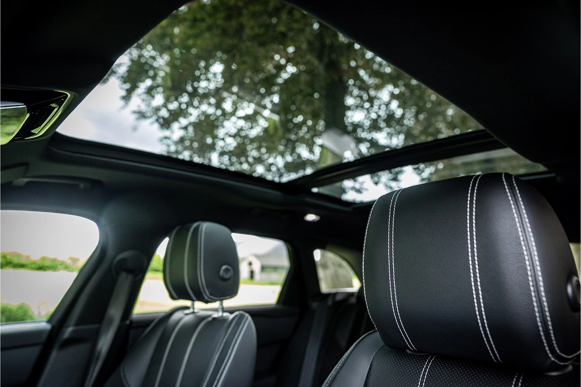 Hoofdafbeelding Land Rover Range Rover Velar