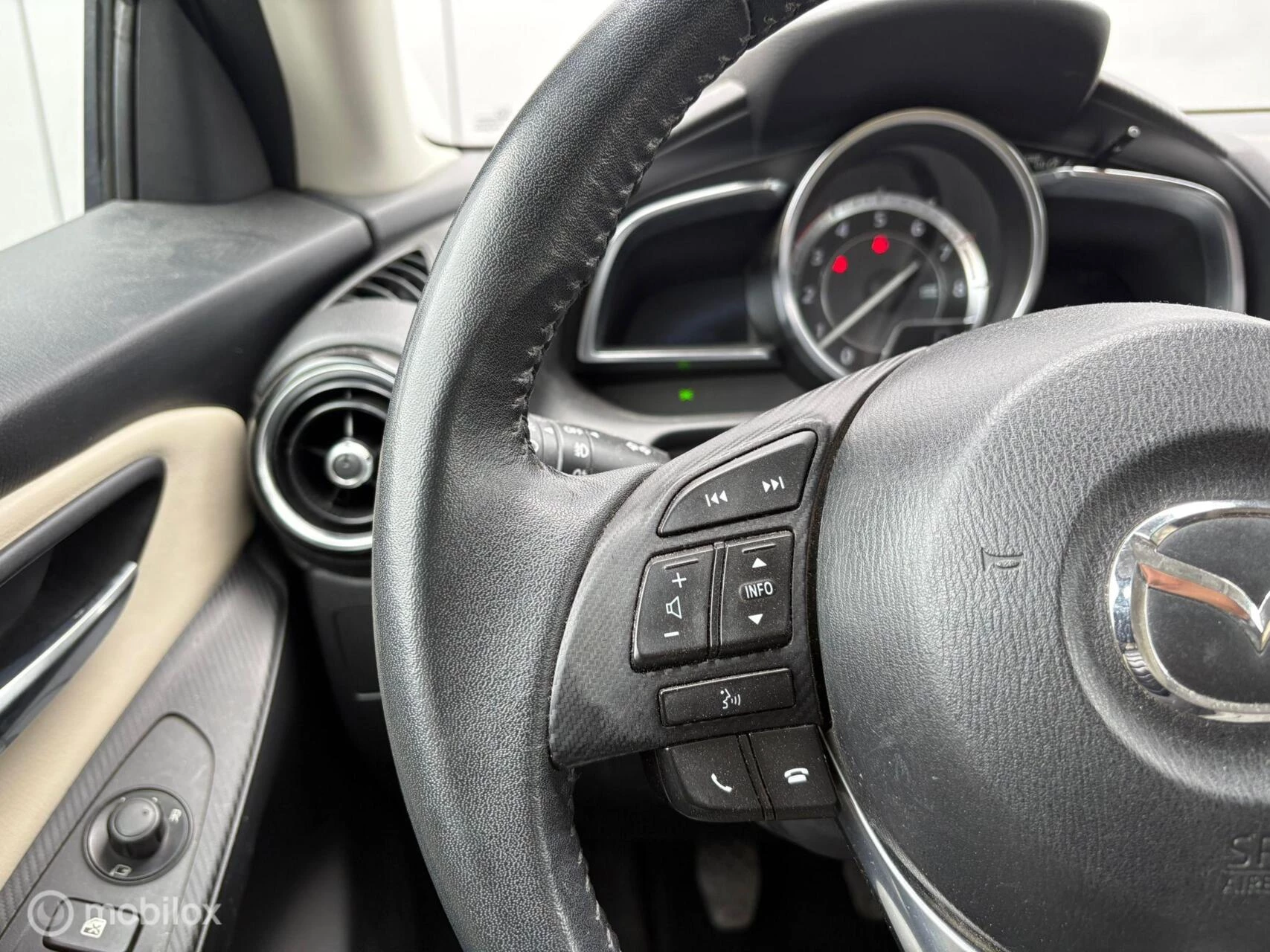 Hoofdafbeelding Mazda 2