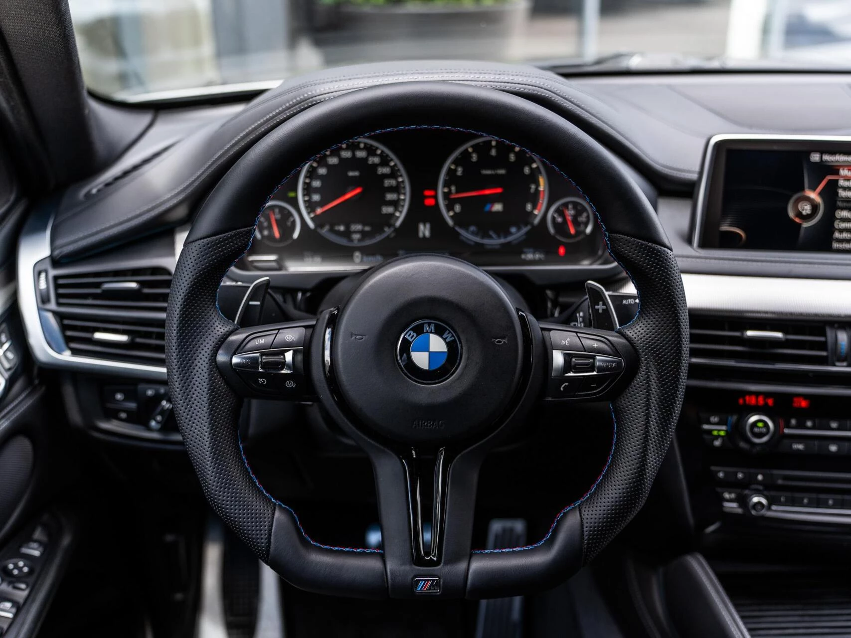 Hoofdafbeelding BMW X6