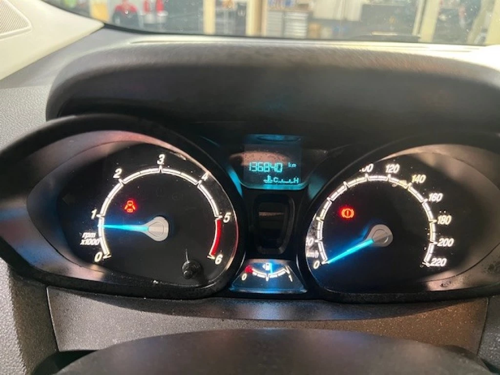 Hoofdafbeelding Ford Transit Courier