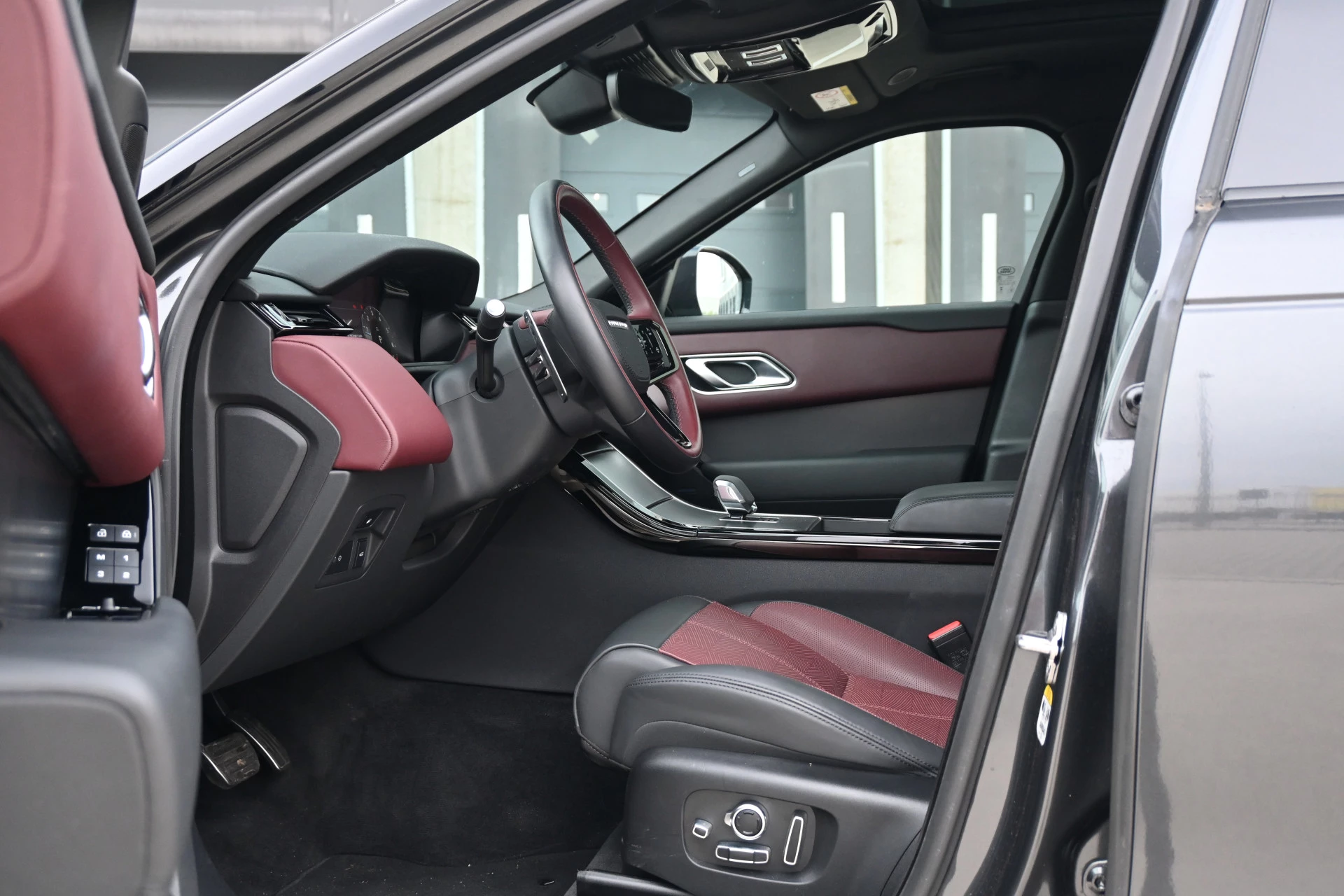 Hoofdafbeelding Land Rover Range Rover Velar