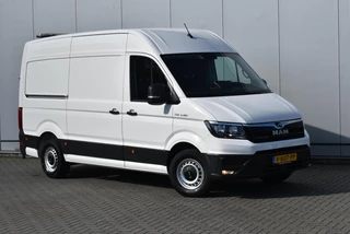 MAN TGE 2.0 TDI L3H3 177 Pk Airco Navi PDC Trekhaak 3000 Kg!
